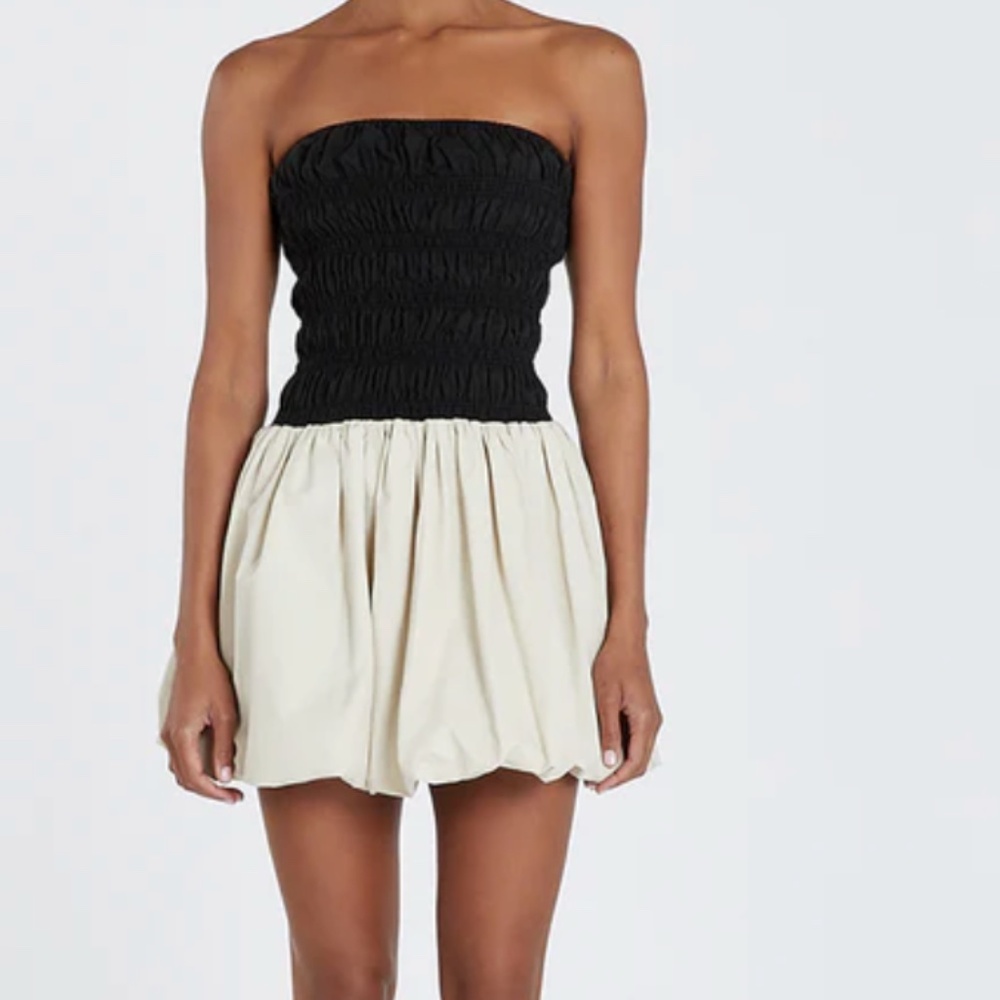 STEVIE BLACK AND STONE MINI DRESS DISSH NWT US Size 4